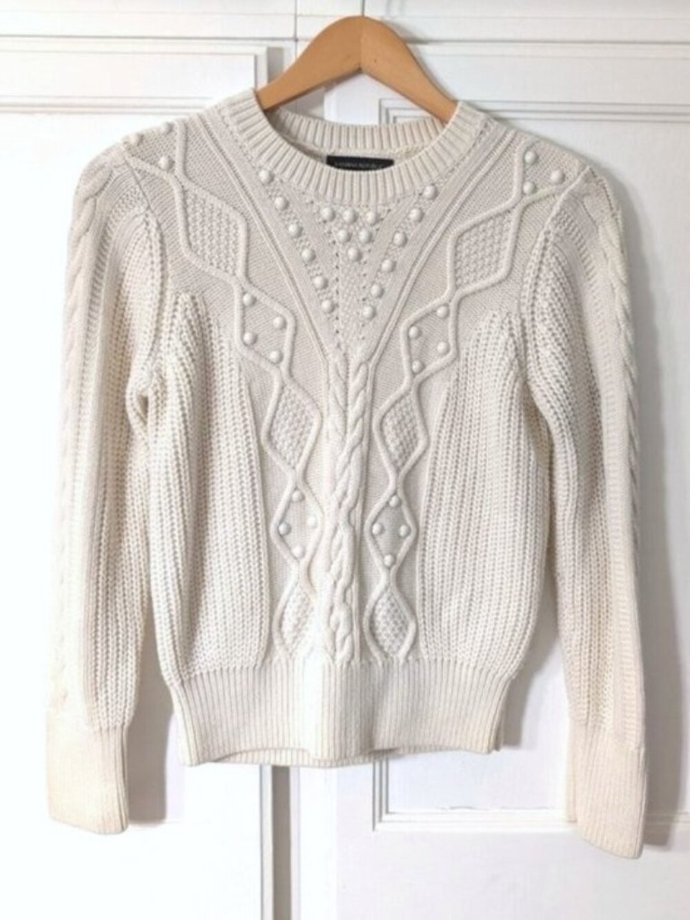 Like New BR Wool Blend Cable Knit Pom-Pom Like Stud Sweater Cream Size S